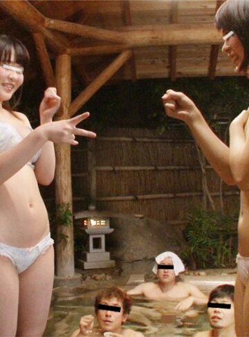 【FANZAのAV】巨乳女子大生限定！！箱根でデート中の素人カップル対抗 勝ったら賞金100万円！負けたら連続生中出し！混浴温泉中出し野球拳2 彼氏の目の前で一般男性客たちと生まれて初めての生挿入SEX！ りさVSえりな｜dkra02602